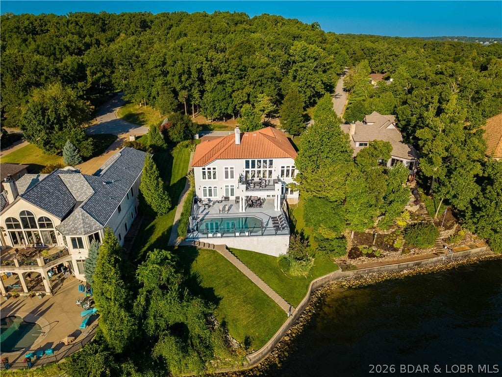 La Riva Est - Residential