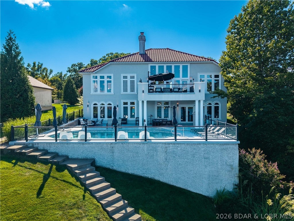 La Riva Est - Residential