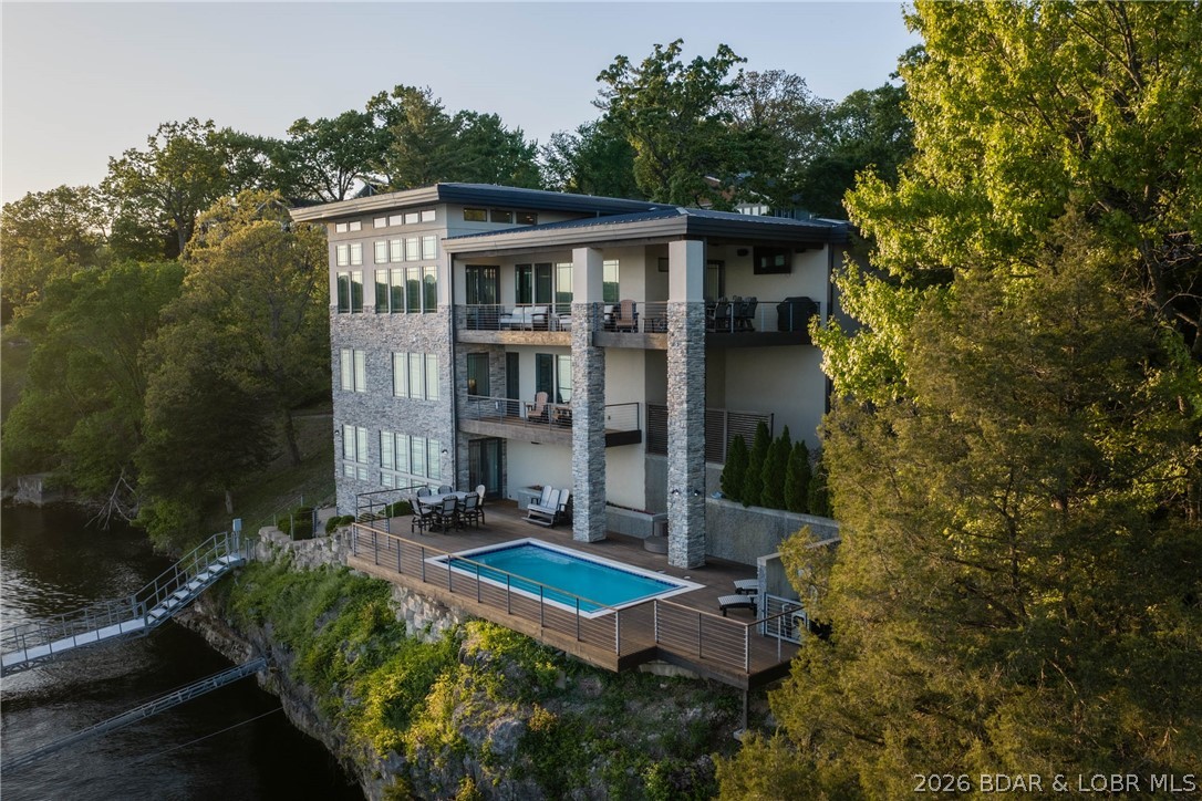 Butlers Point - Residential