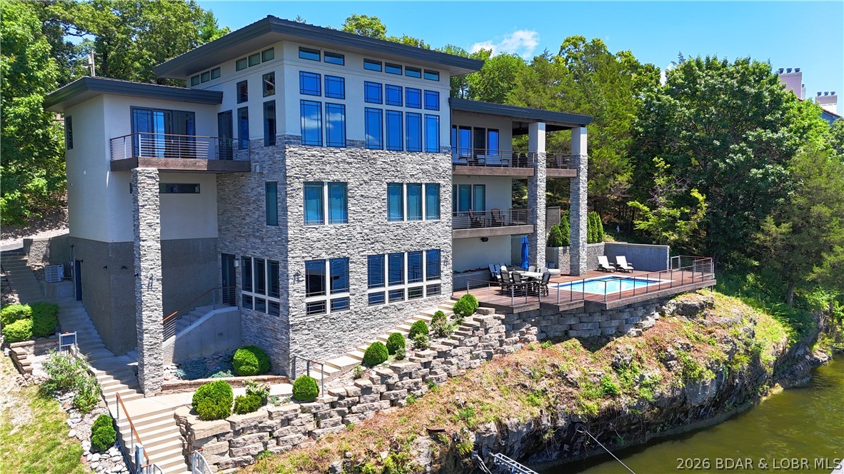Butlers Point - Residential