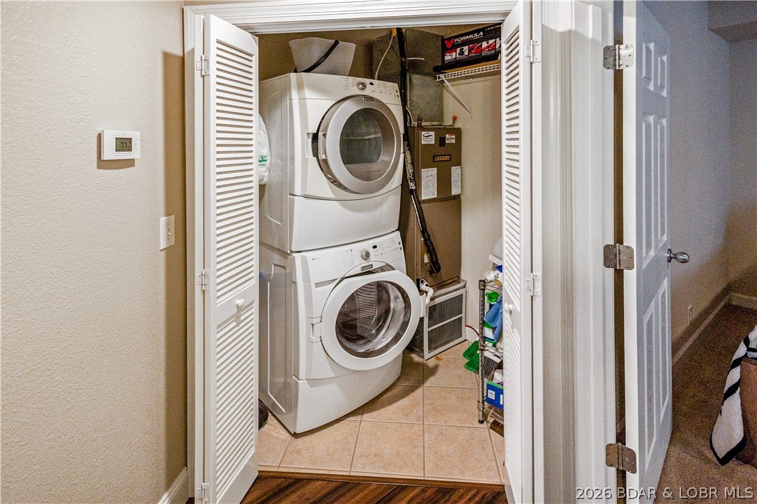 Lighthouse Pointe Condominium - Residential