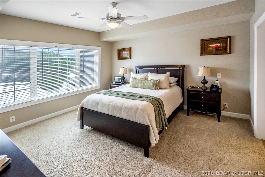 Lighthouse Pointe Condominium - Residential