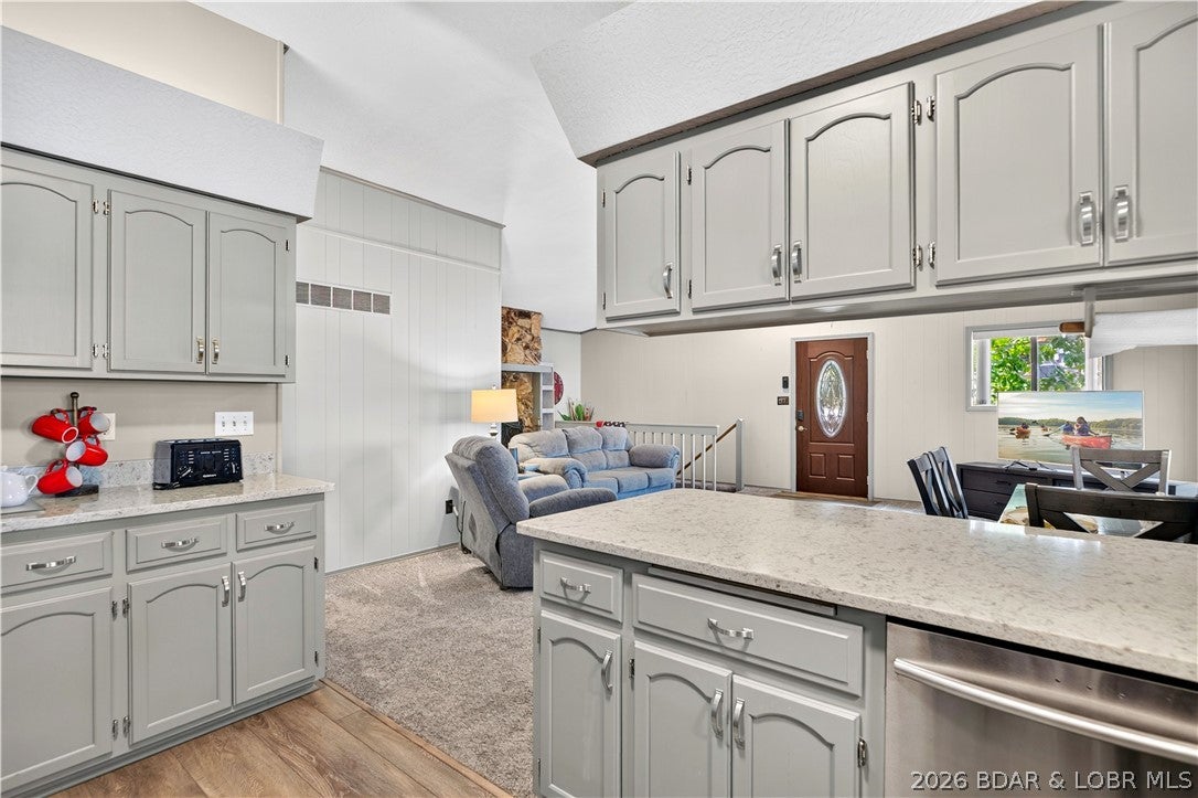 Isle of Harts - Residential
