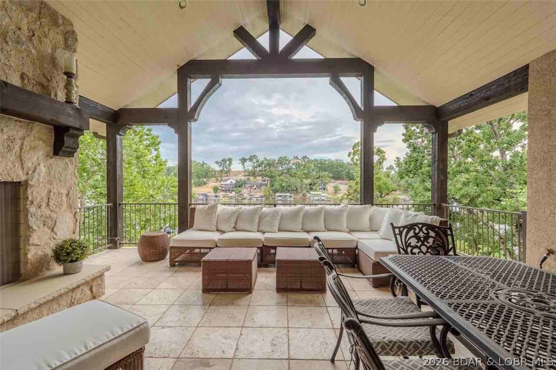 Grand Point - Residential