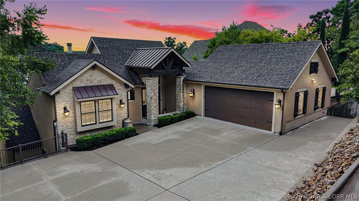 Grand Point - Residential