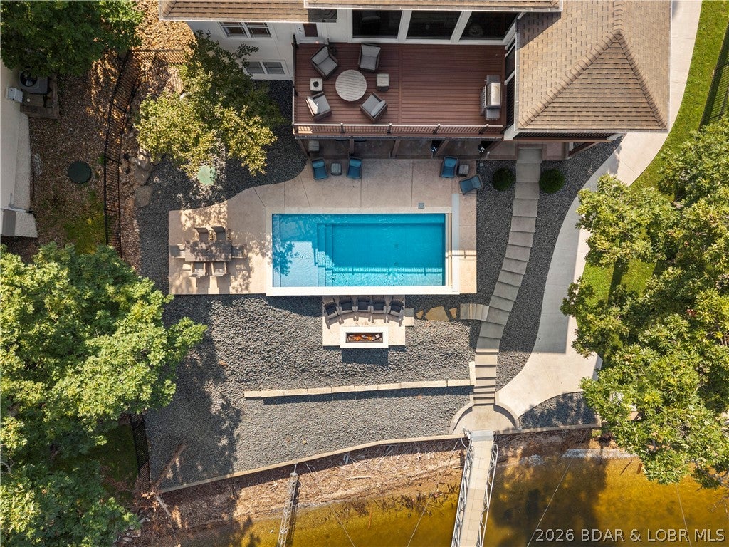 La Riva Est - Residential