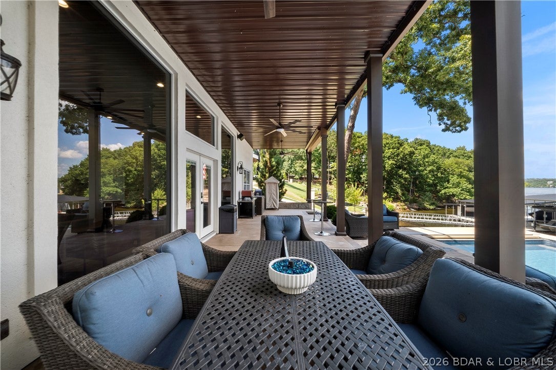 La Riva Est - Residential