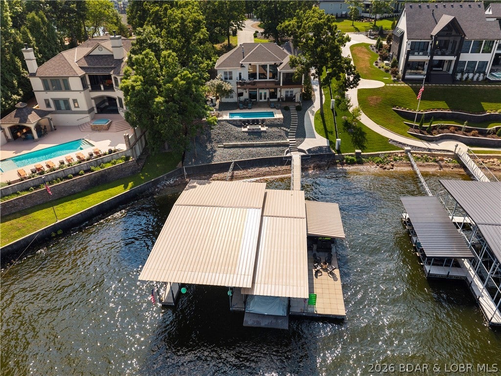 La Riva Est - Residential