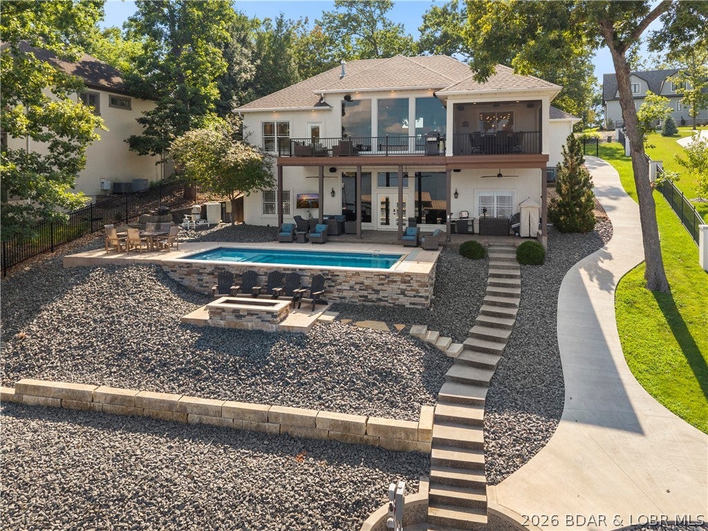 La Riva Est - Residential