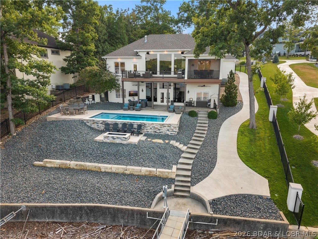 La Riva Est - Residential