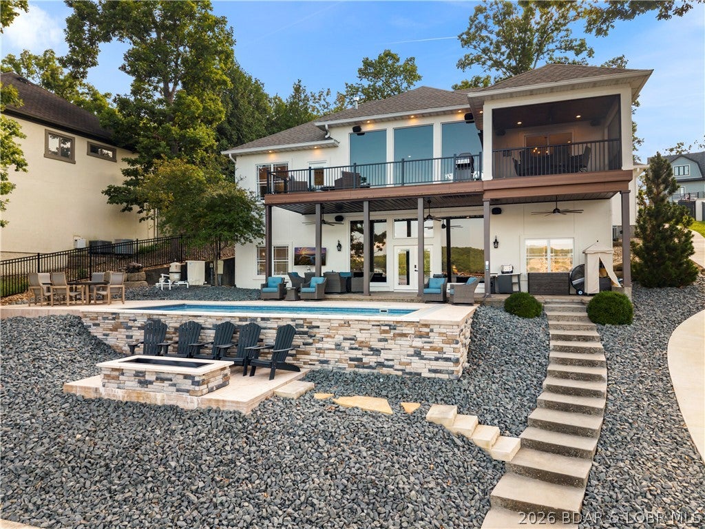 La Riva Est - Residential