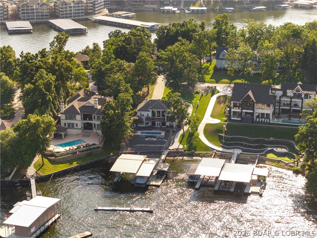 La Riva Est - Residential