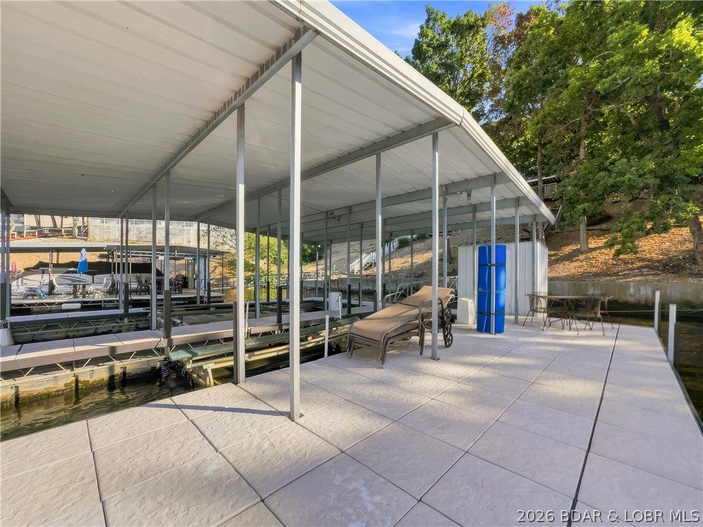 Amys Point - Residential
