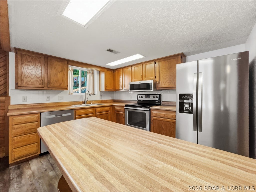 Amys Point - Residential