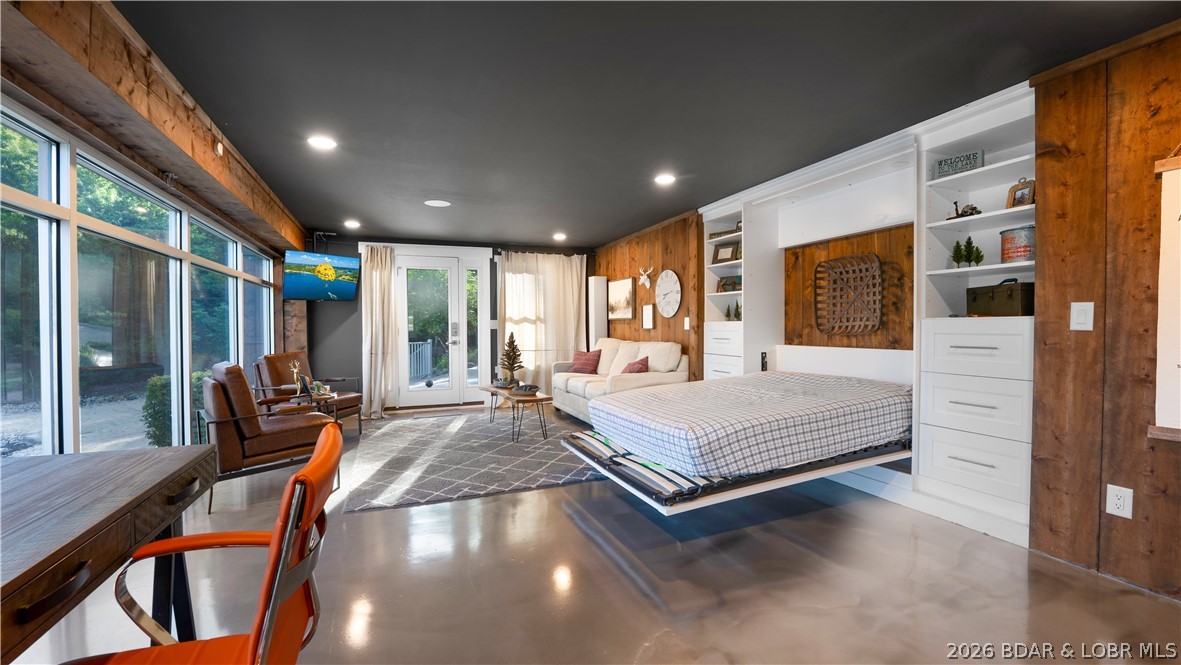 Cross Creek - Residential