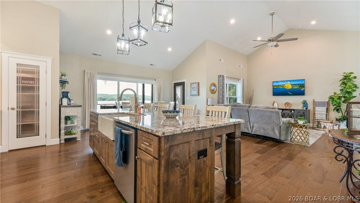 Arrowridge Shores 2 - Residential