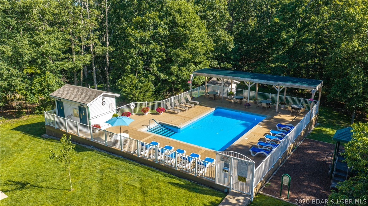 Grand Point No. 2 - Residential