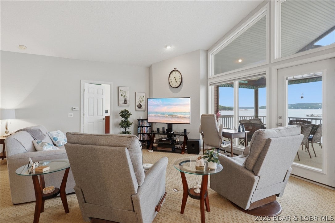 Horizons Condominiums - Residential