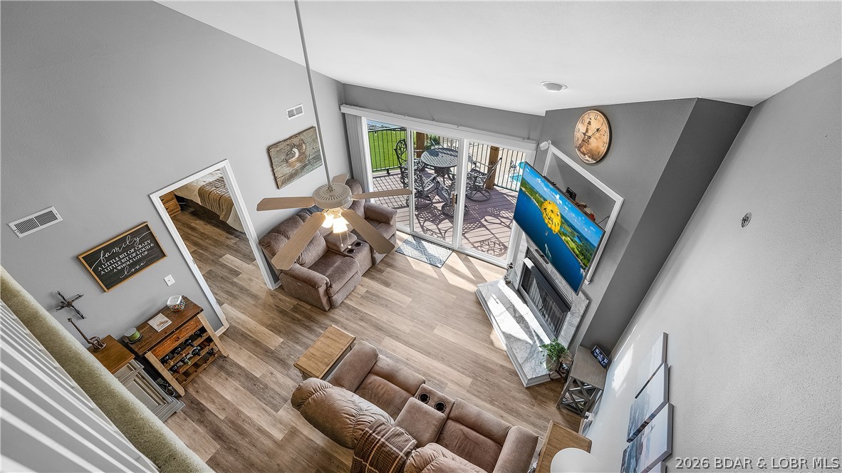 Cedar Glen Condominium - Residential