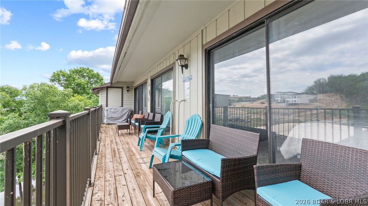 Waters Edge Condominium - Residential