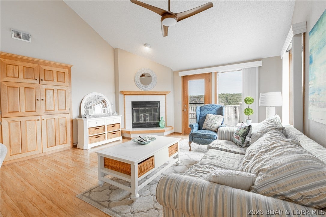 Oak Bluff Condominium - Residential