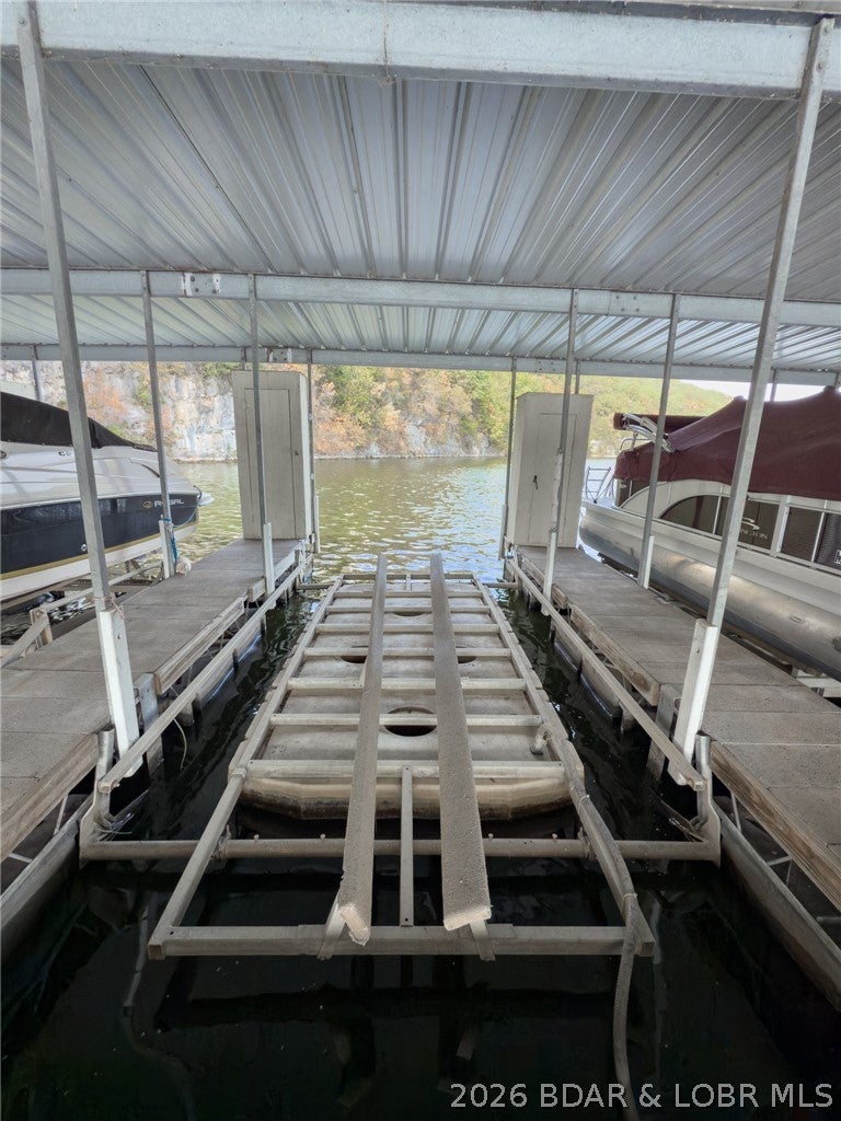 Oak Bluff Condominium - Residential
