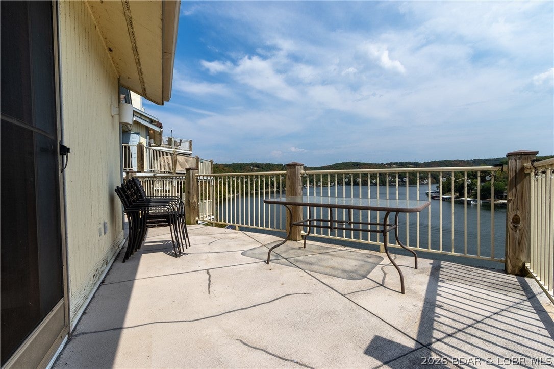 Oak Bluff Condominium - Residential