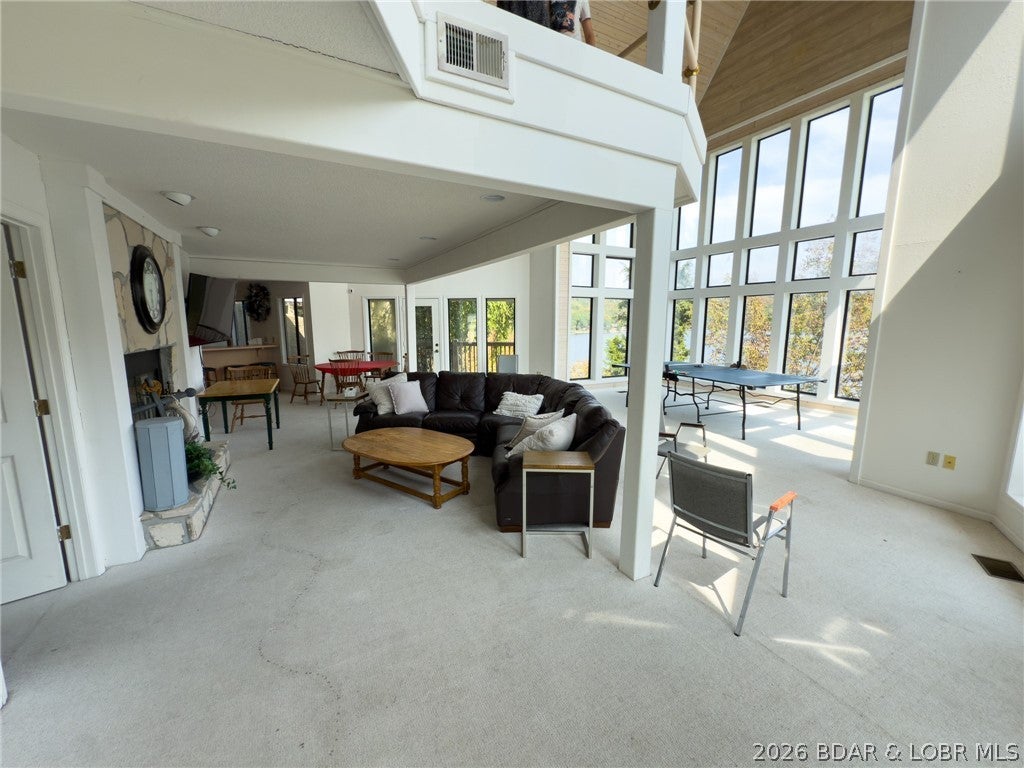 Oak Bluff Condominium - Residential