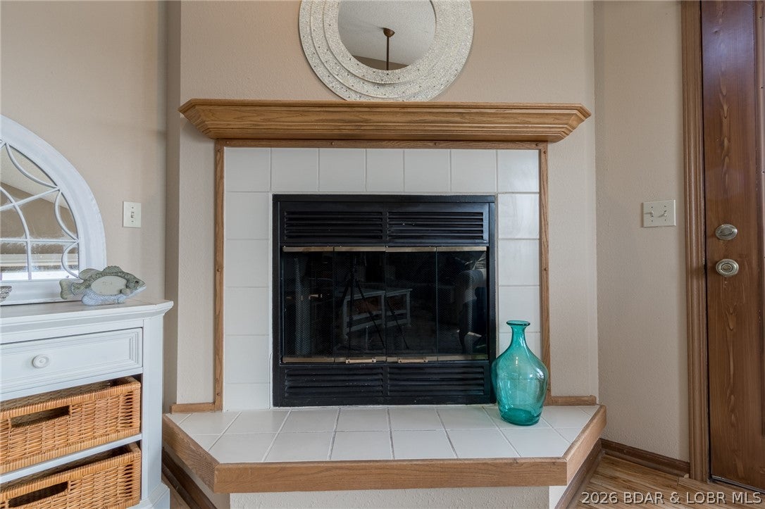 Oak Bluff Condominium - Residential