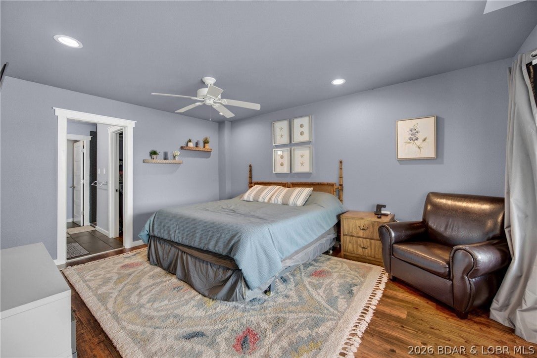 Waters Edge Condominium - Residential