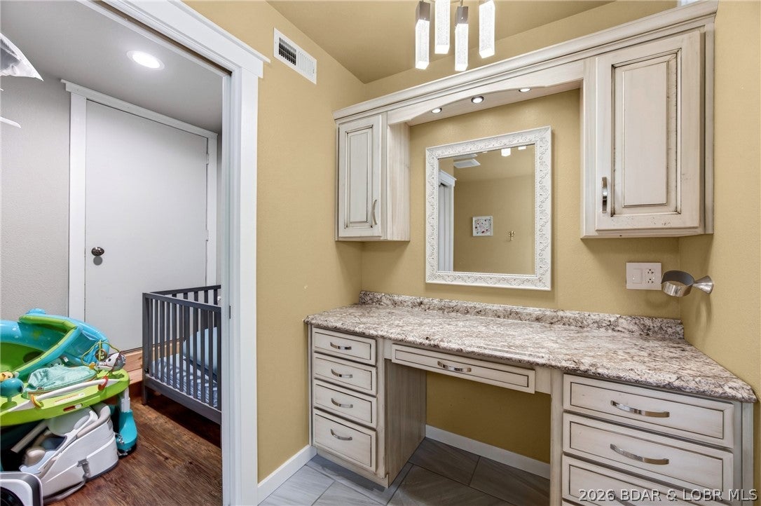 Waters Edge Condominium - Residential