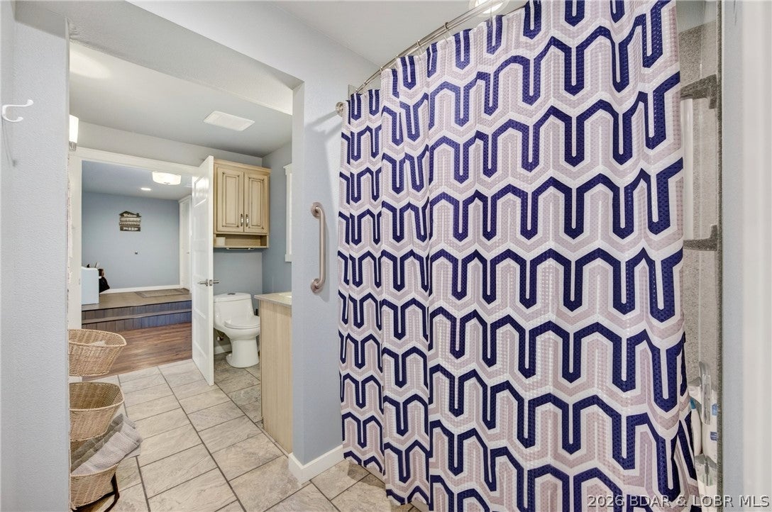 Waters Edge Condominium - Residential