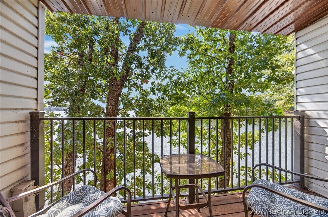 Waters Edge Condominium - Residential