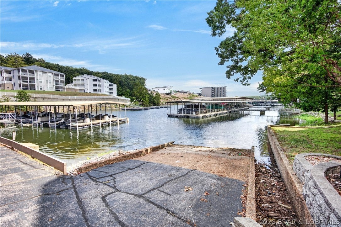 Waters Edge Condominium - Residential