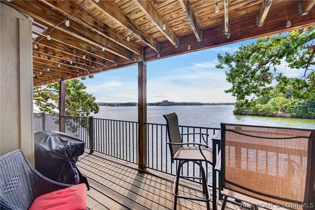 Waters Edge Condominium - Residential