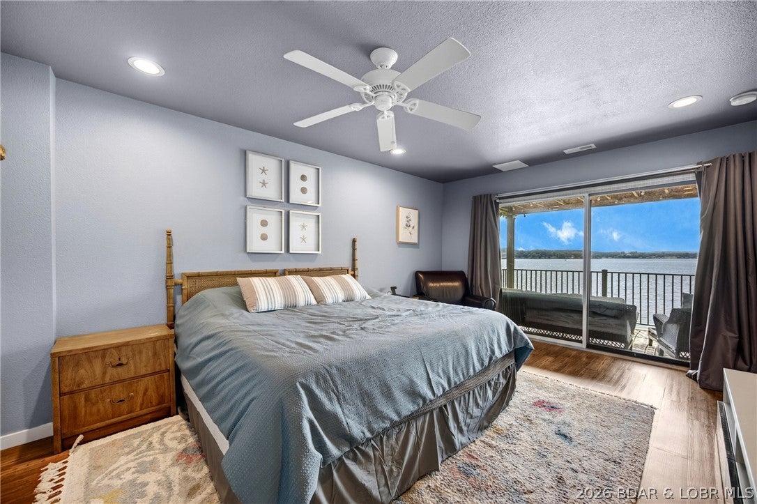 Waters Edge Condominium - Residential