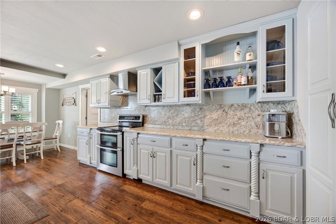 Waters Edge Condominium - Residential