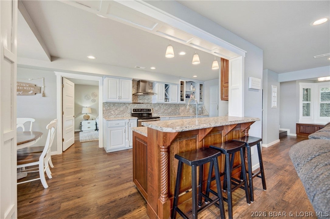 Waters Edge Condominium - Residential