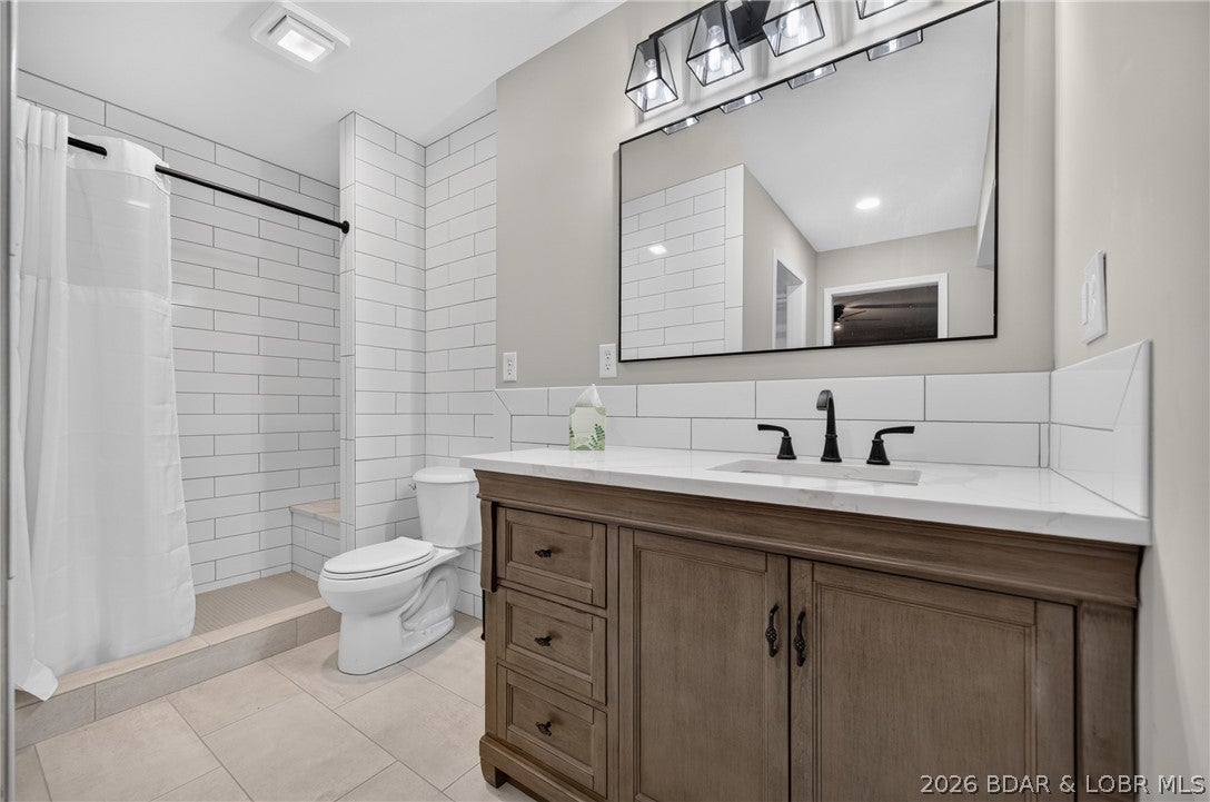 Four Seasons Racqt-Cntry Club - Residential