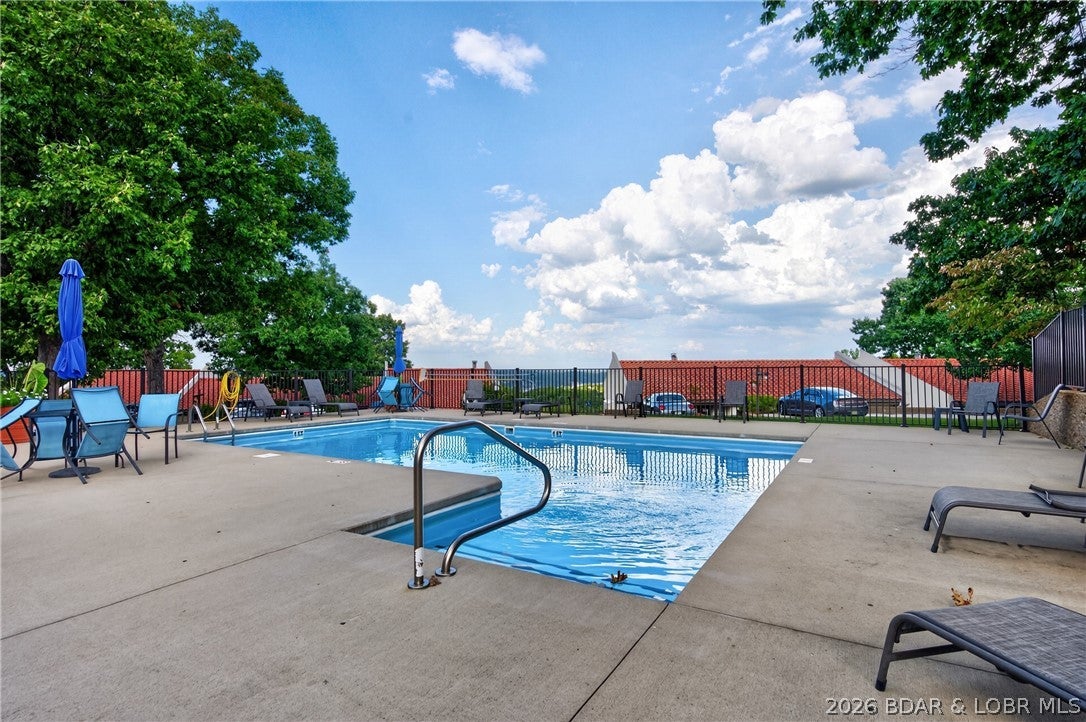 Four Seasons Racqt-Cntry Club - Residential