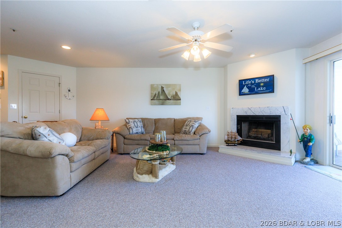 Park Place On The Lake - Residential