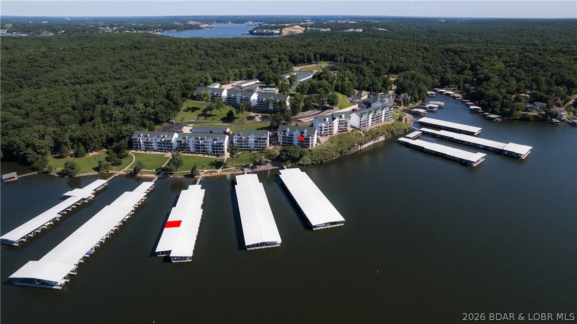 Park Place On The Lake - Residential