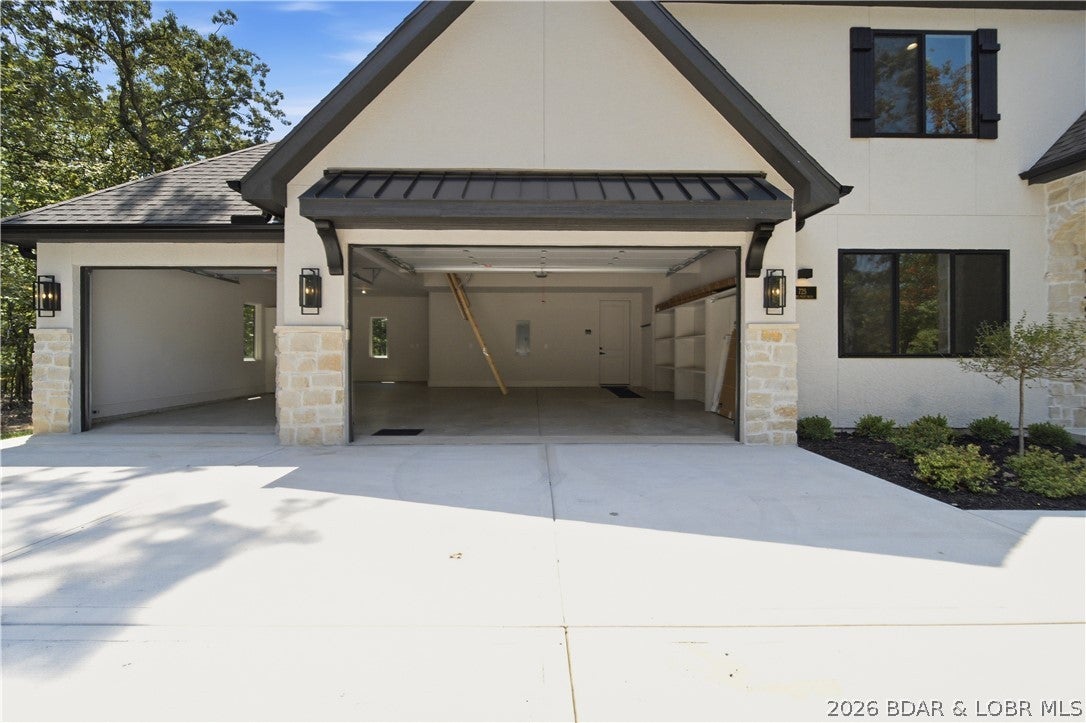 Grand Point - Residential
