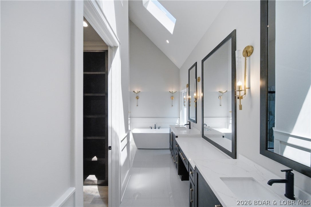 Grand Point - Residential