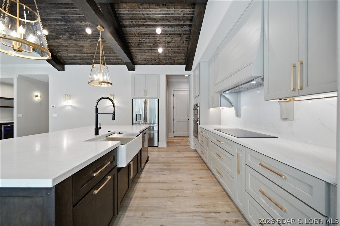 Grand Point - Residential