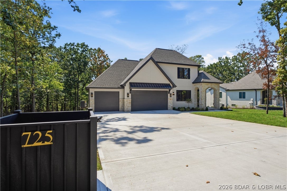 Grand Point - Residential