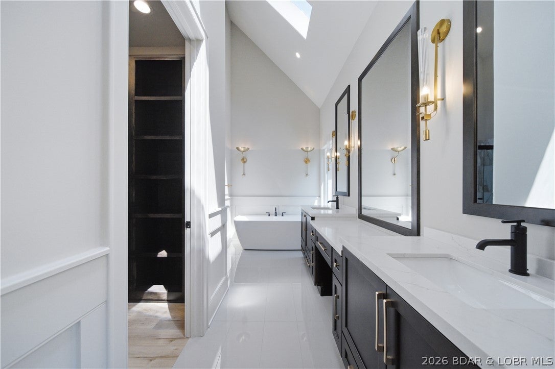 Grand Point - Residential