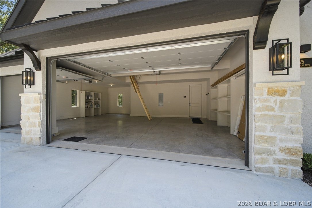 Grand Point - Residential