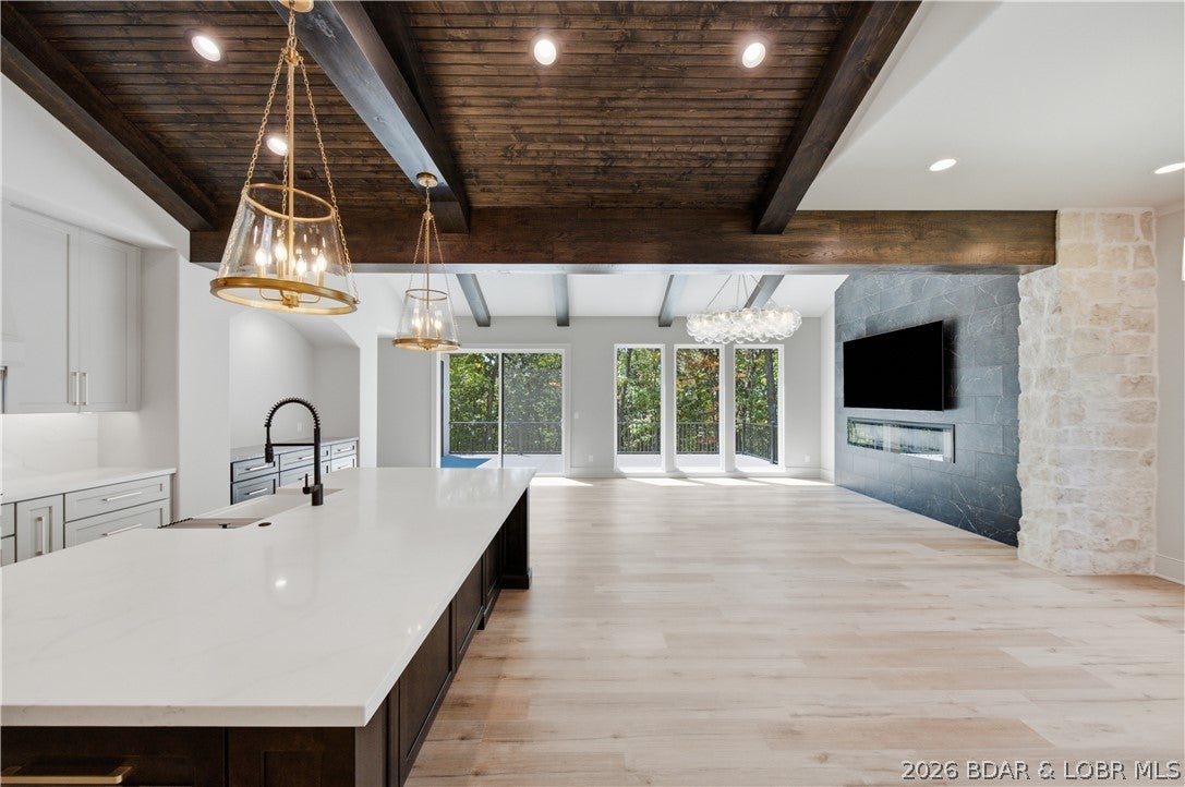 Grand Point - Residential