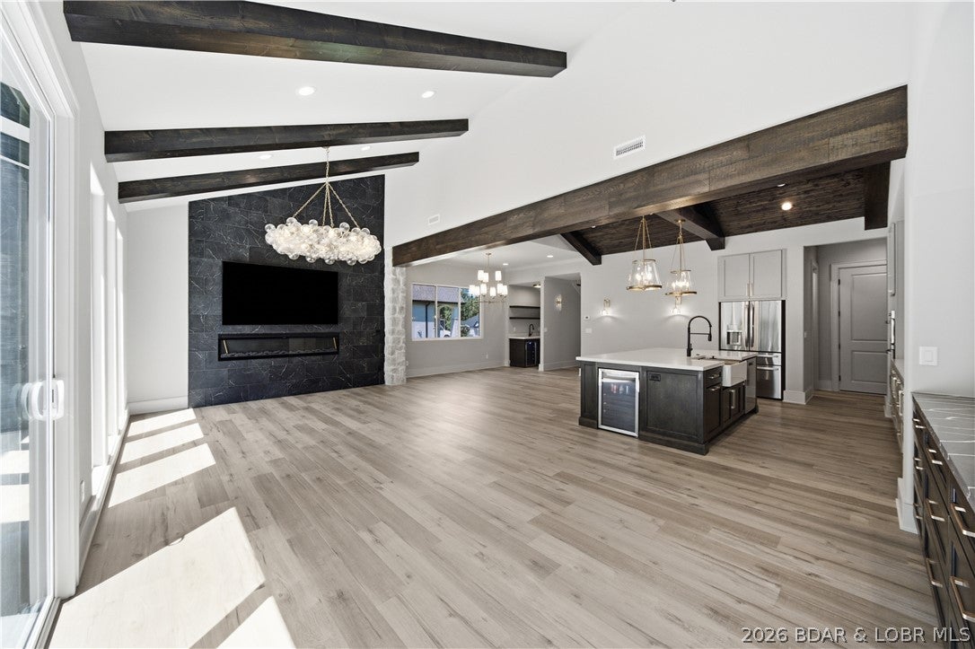 Grand Point - Residential